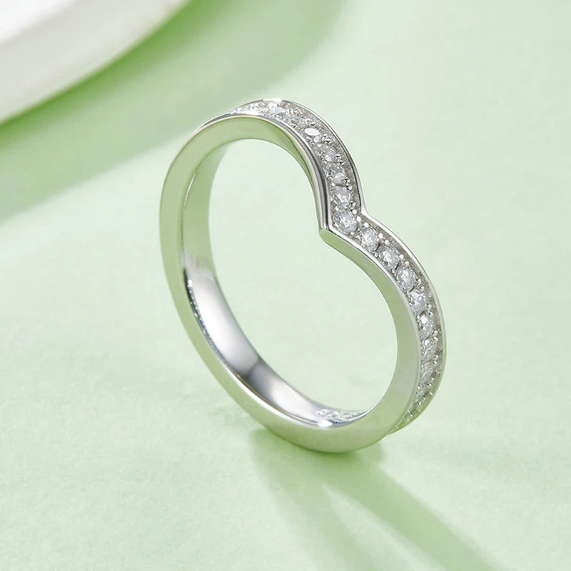 Hot Sale Classic Fashion Women Luxury Fine Jewelry Moissanite S925 Sterling Silver V-shaped Tennis Ring For Wedding Engagement